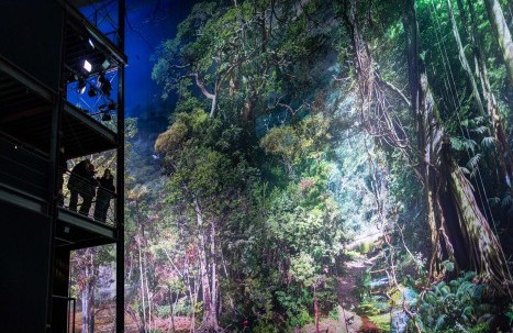 Blick auf den Turm und das Panorama