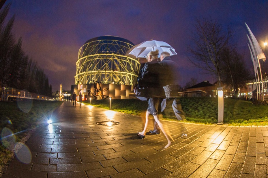Guests on their way to gasometer