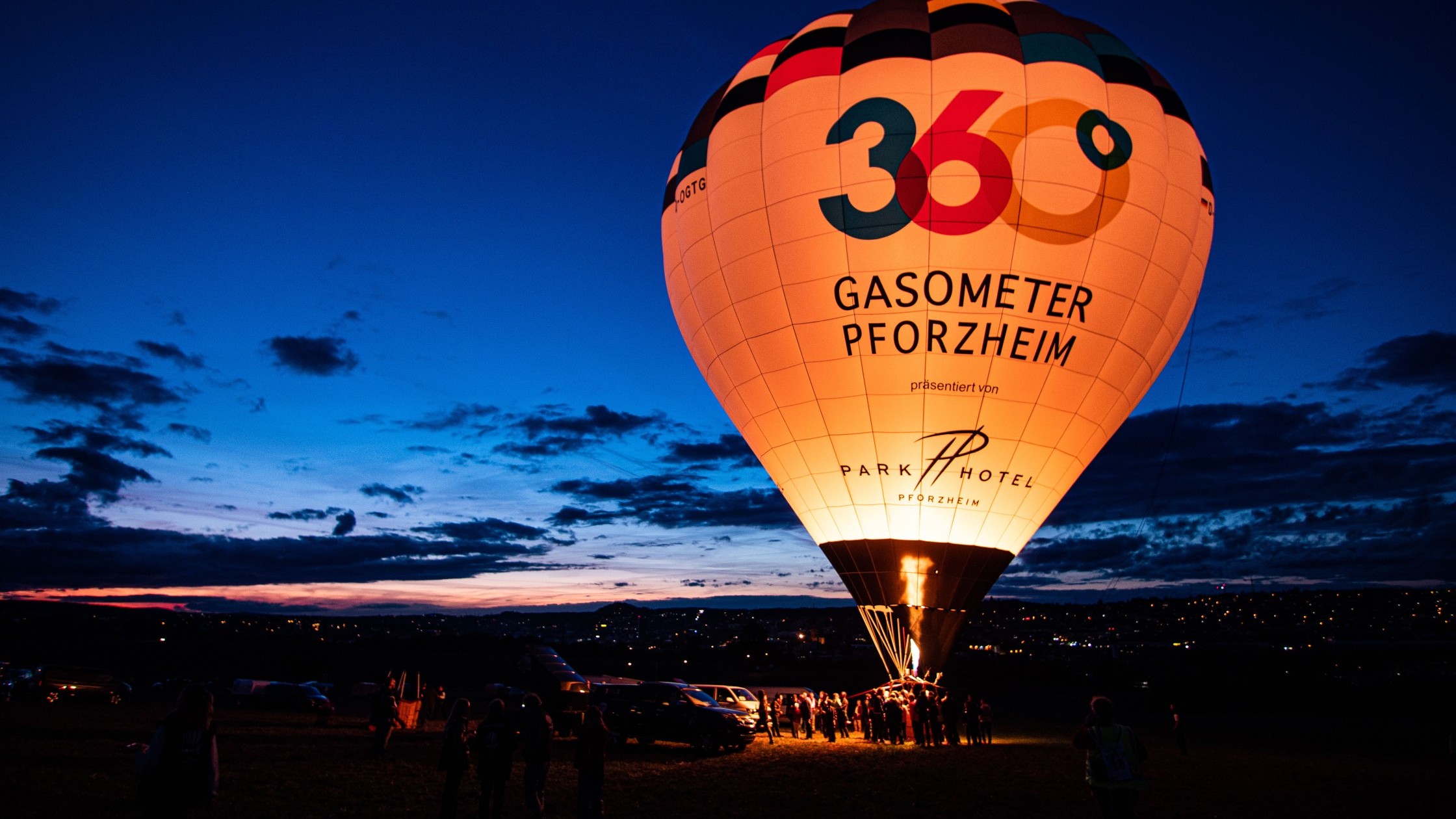 Gasometer Pforzheim hot air balloon at night